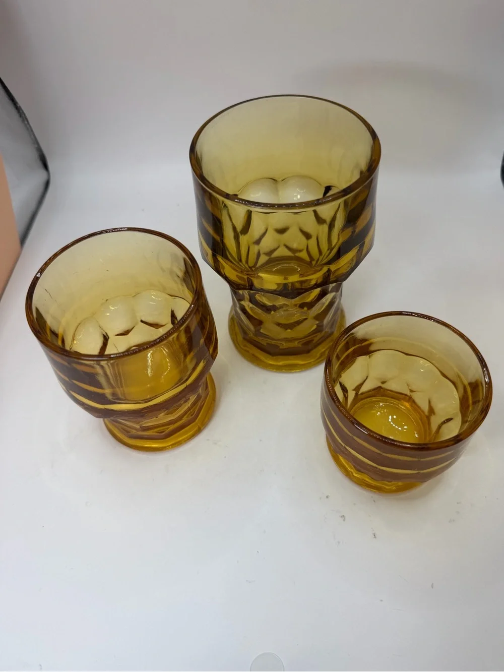 Vintage Anchor Hocking Georgian Honeycomb Amber TumblersSet Of 3  Graduated Size